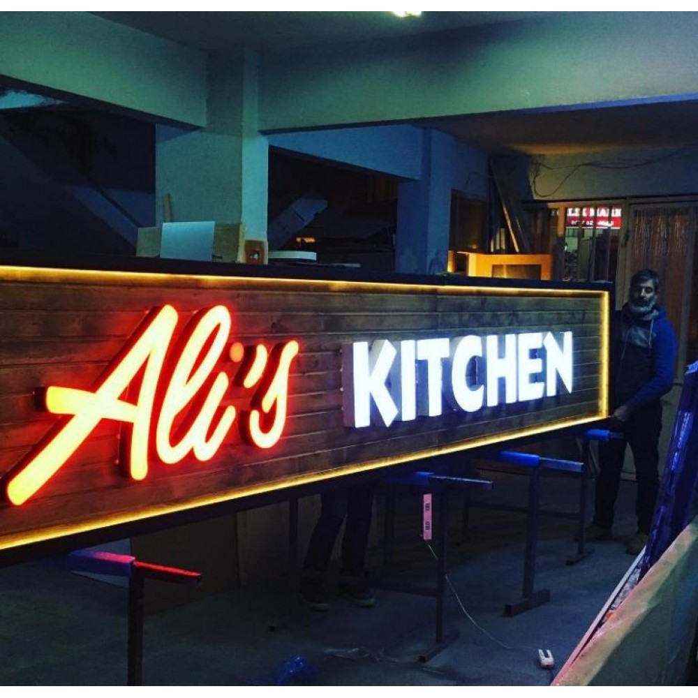 Işıklı Ahşap Cephe Tabelası