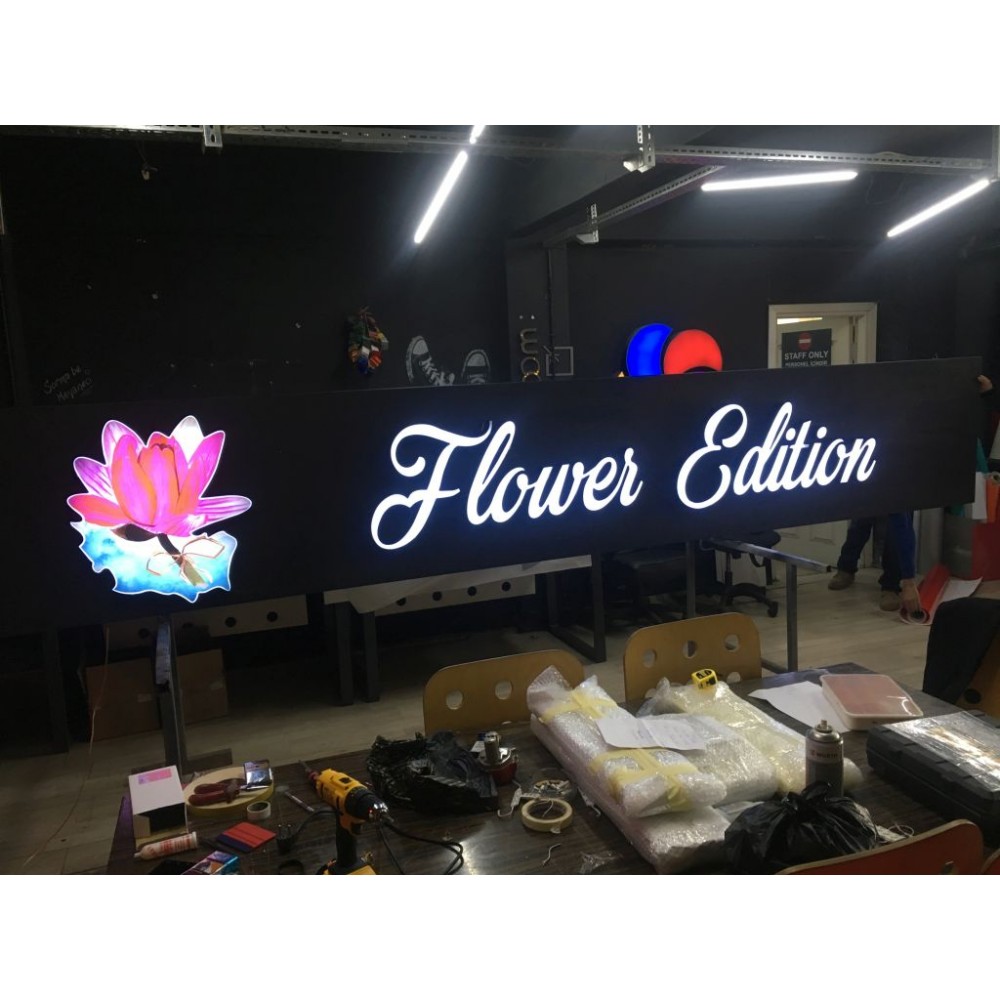 Eskitme Zeminli Kutu Harfli Cephe Tabela