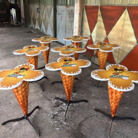 Dondurma Külahlı Masa