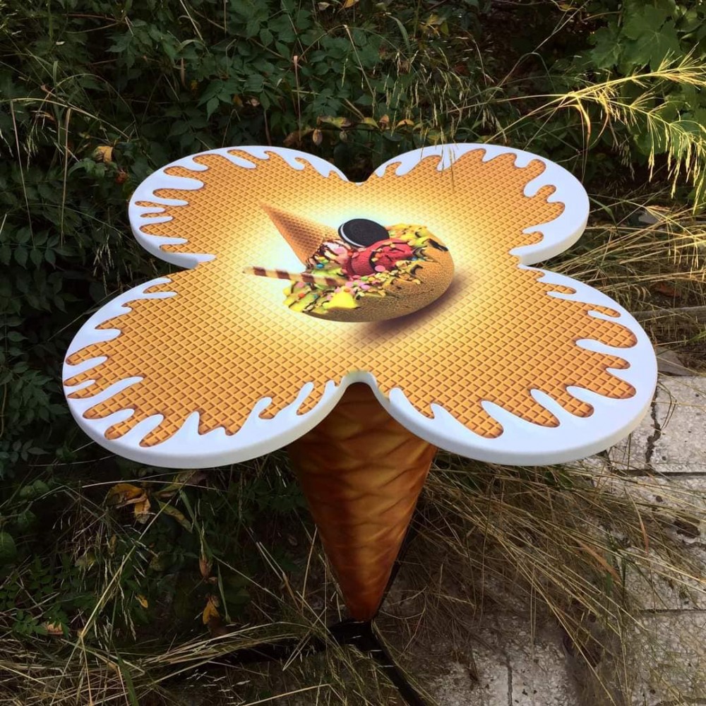 Dondurma Külahlı Masa