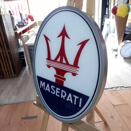 Maserati- Garaj Tabelası