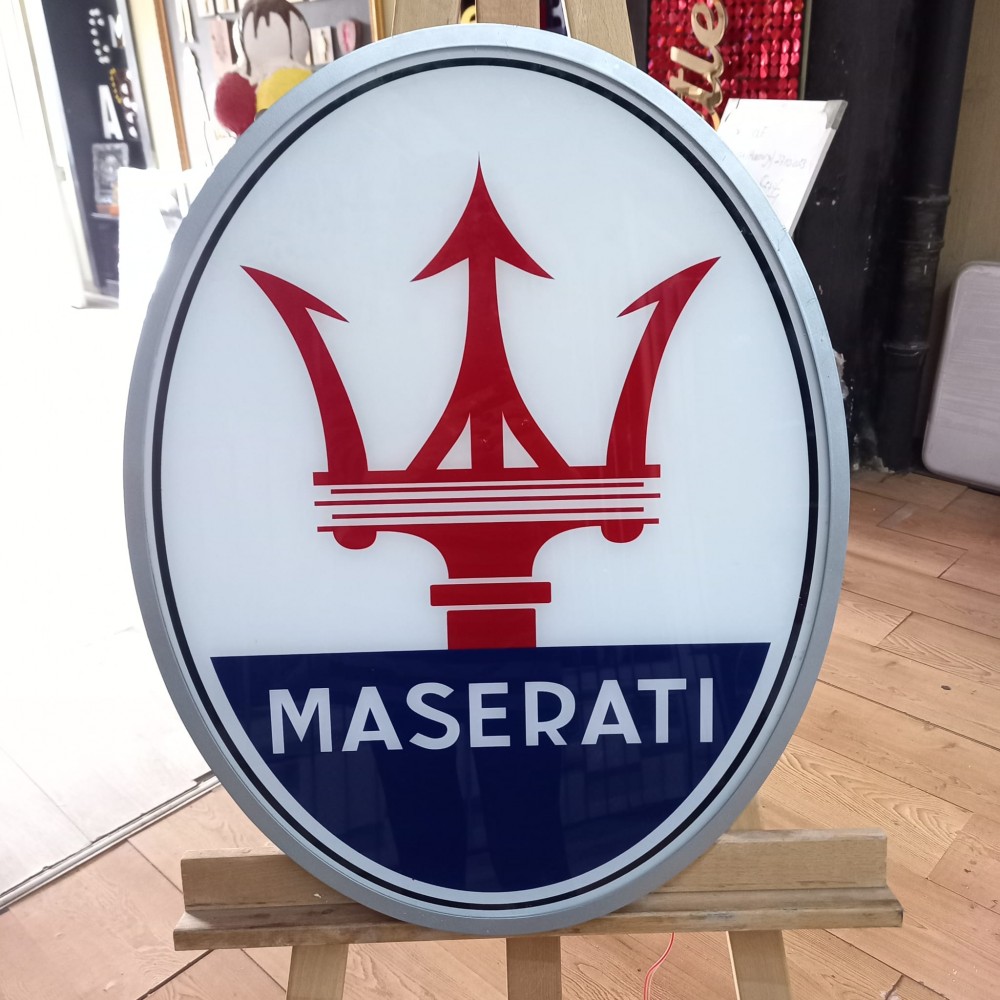 Maserati- Garaj Tabelası