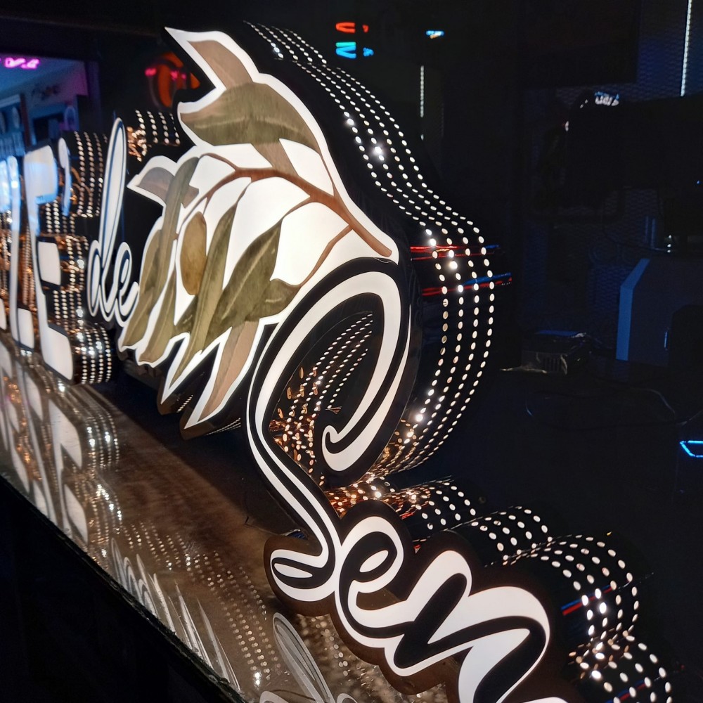 Cephe Tasarım Tabela