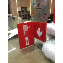 Yangın Tüpü Yönlendirme tabelası